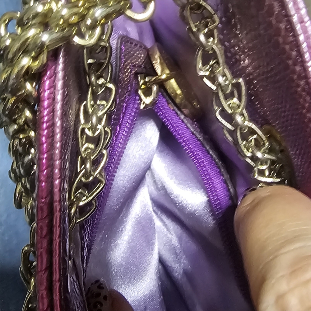 Ed Hardy Purple satin handbag with chain handles and Oriental Floral Print - Picture 4 of 6